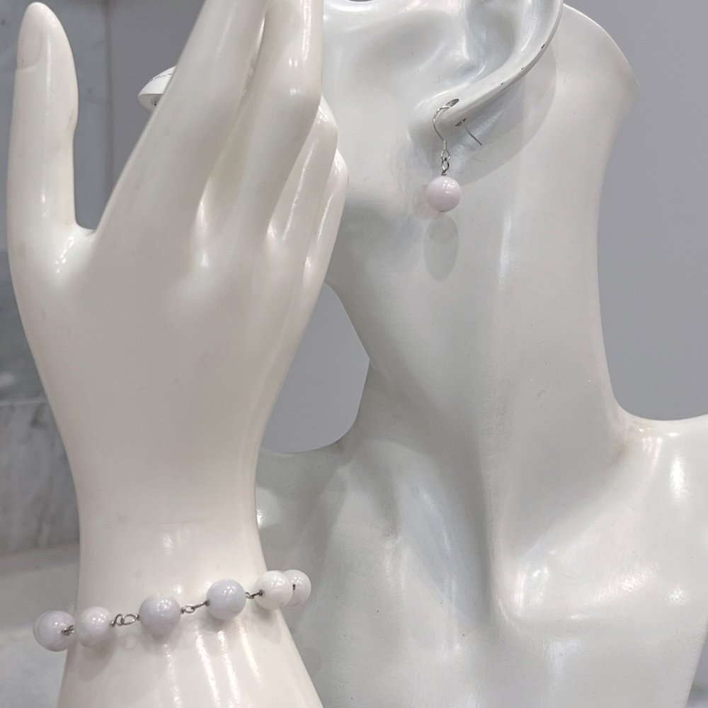 Burmese White Jade Sterling Silver Station Bracelet & Drop Earrings - Picture 3 of 11